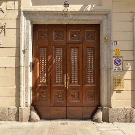 Bijou Accademia 21